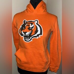 Boys L Bengals Hoodie with front pocket